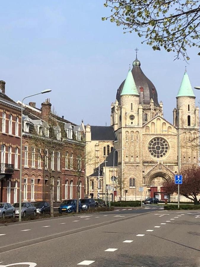 Chez Helene Tweepersoonskamer Maastricht Exterior foto